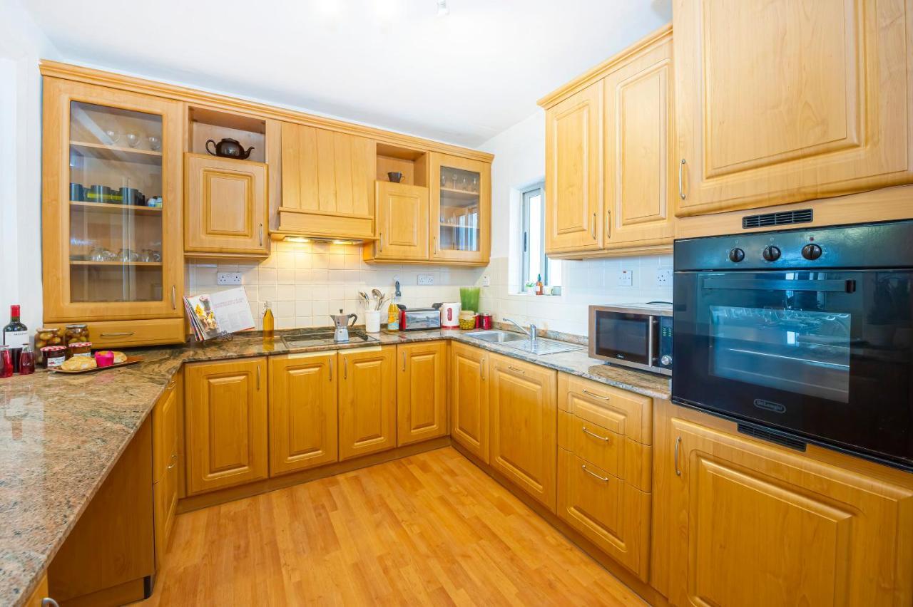Spinola Bay Top Floor Seafront 3 Bedroom Apartment With Panoramic Sea Views - By Getawaysmalta Saint Julian's 외부 사진