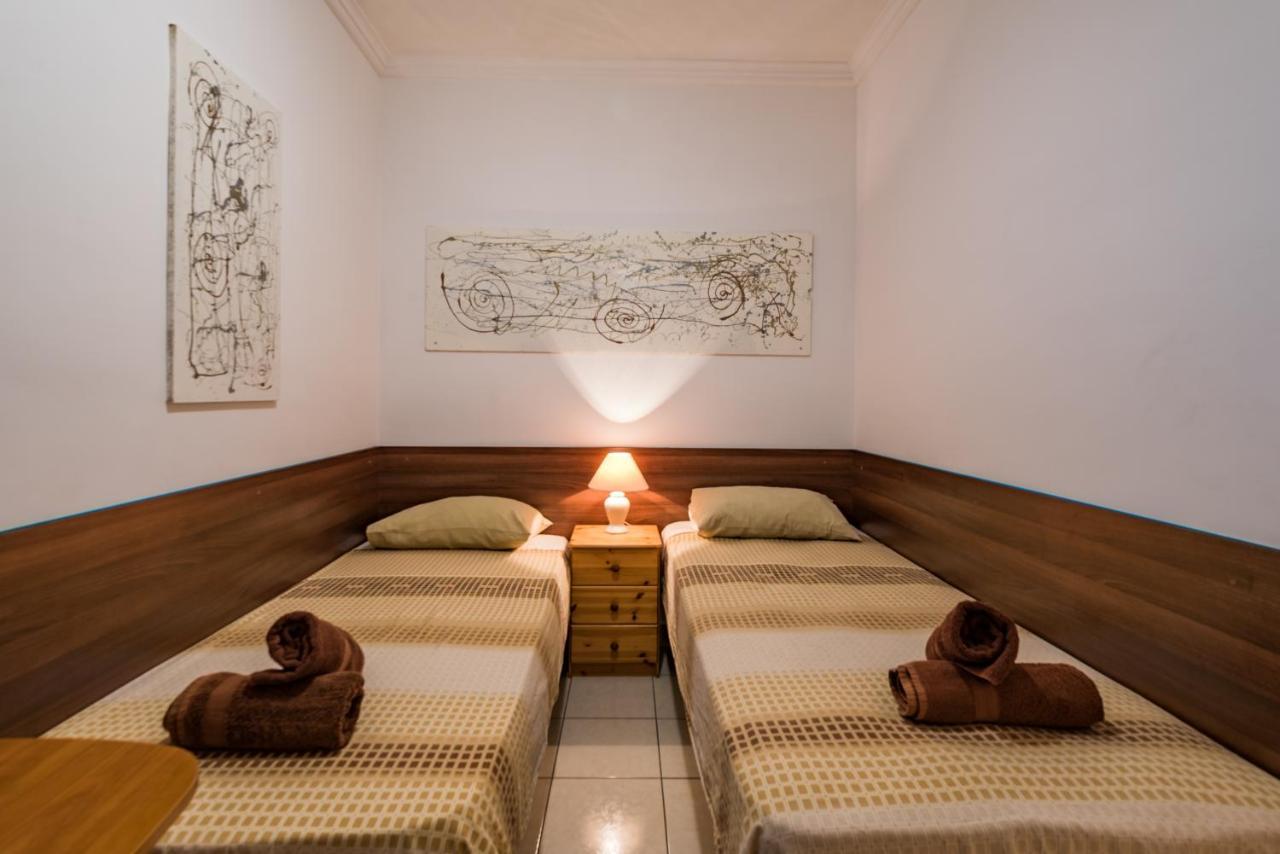 Spinola Bay Top Floor Seafront 3 Bedroom Apartment With Panoramic Sea Views - By Getawaysmalta Saint Julian's 외부 사진